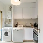 054 A - - Entrecampos Apartman *