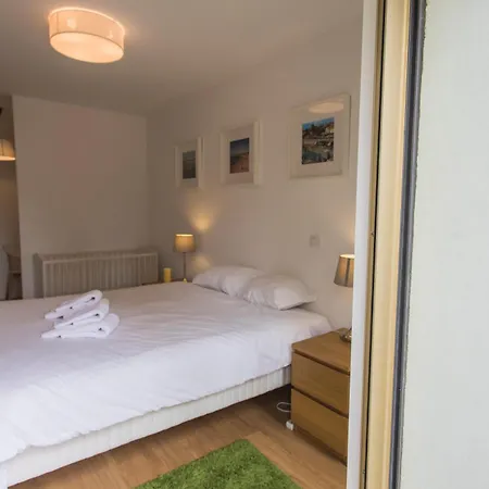 Apartment Entrecampos