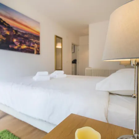 Entrecampos Apartment