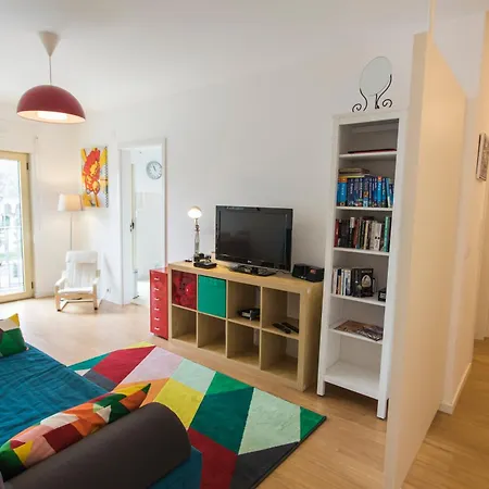 Entrecampos Apartment